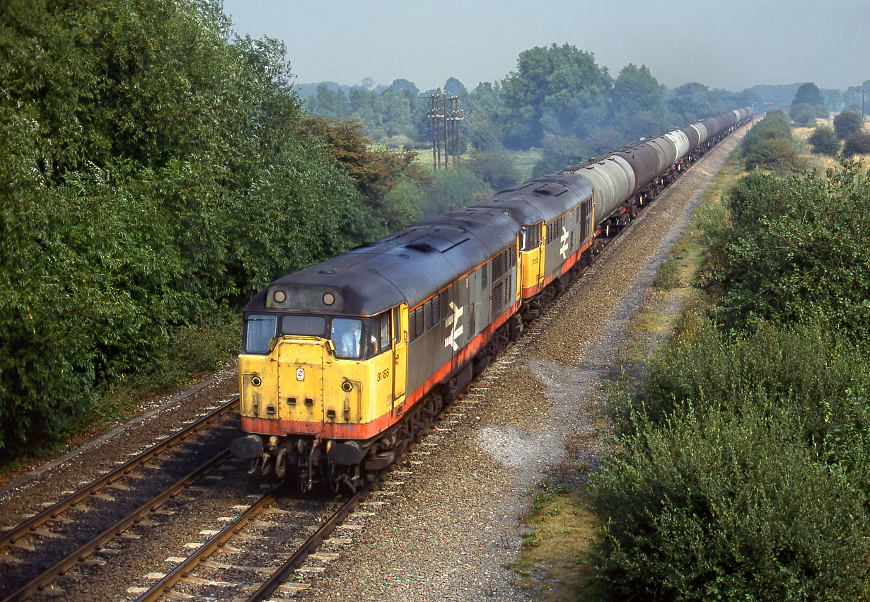 31188 & 31205 Clay Mills (Hargate) 4 September 1991