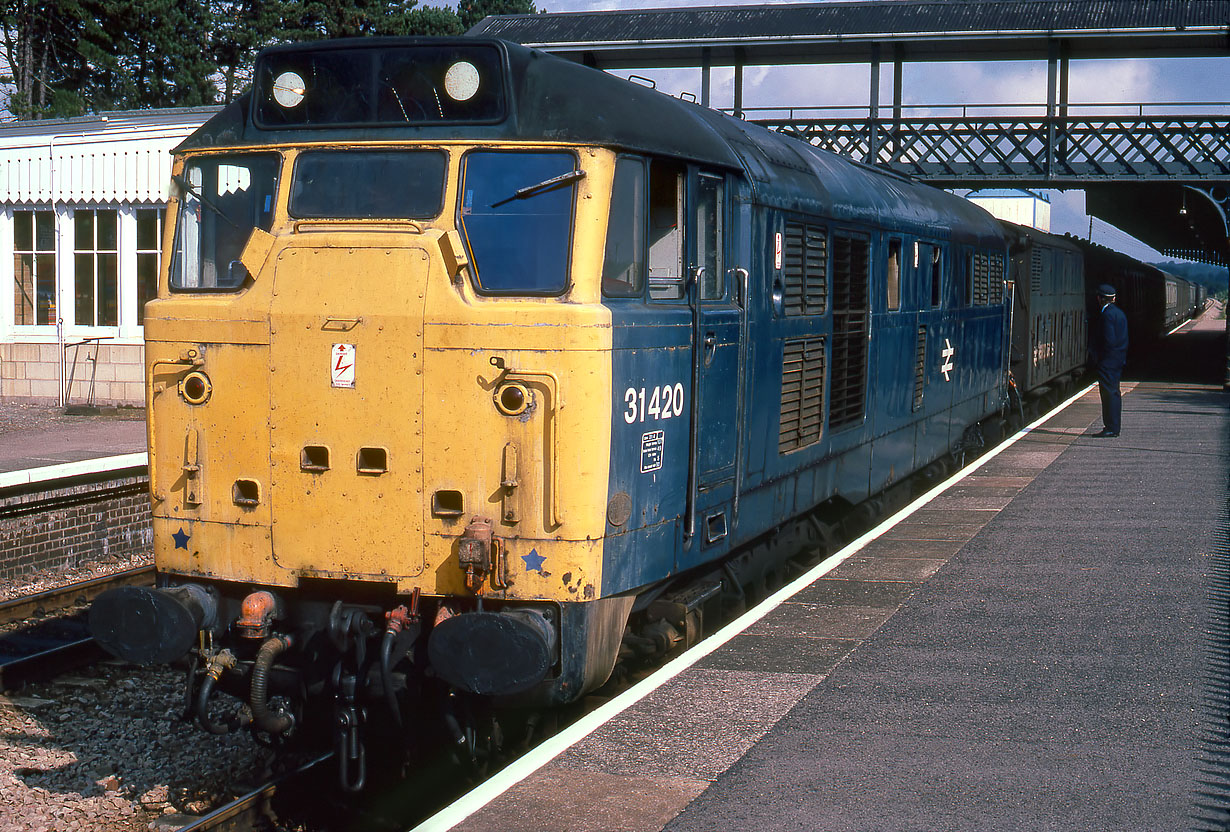 31420 Kemble 28 August 1982