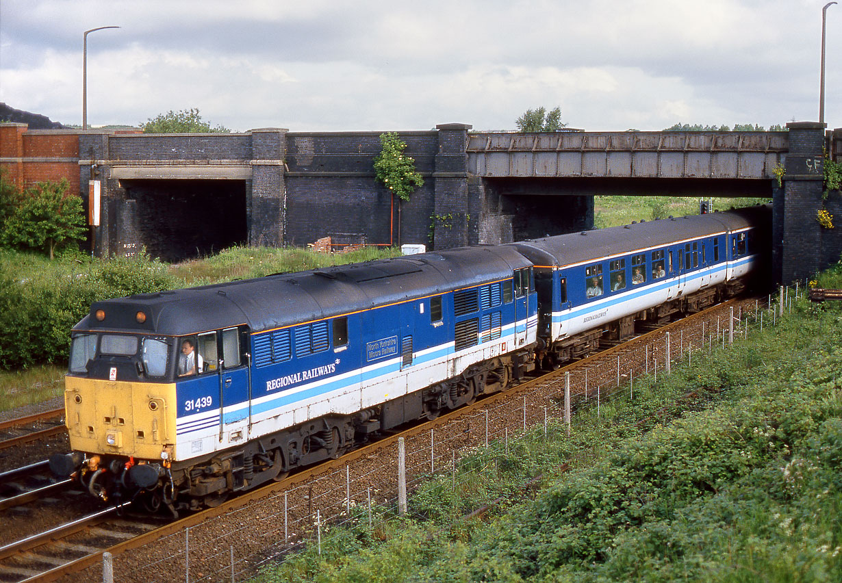 31439 Agecroft 10 June 1994