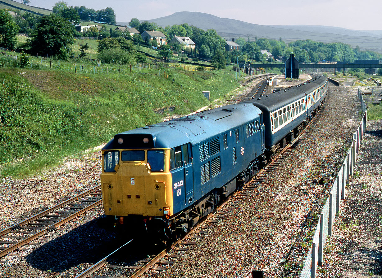 31443 Chinley 19 June 1984