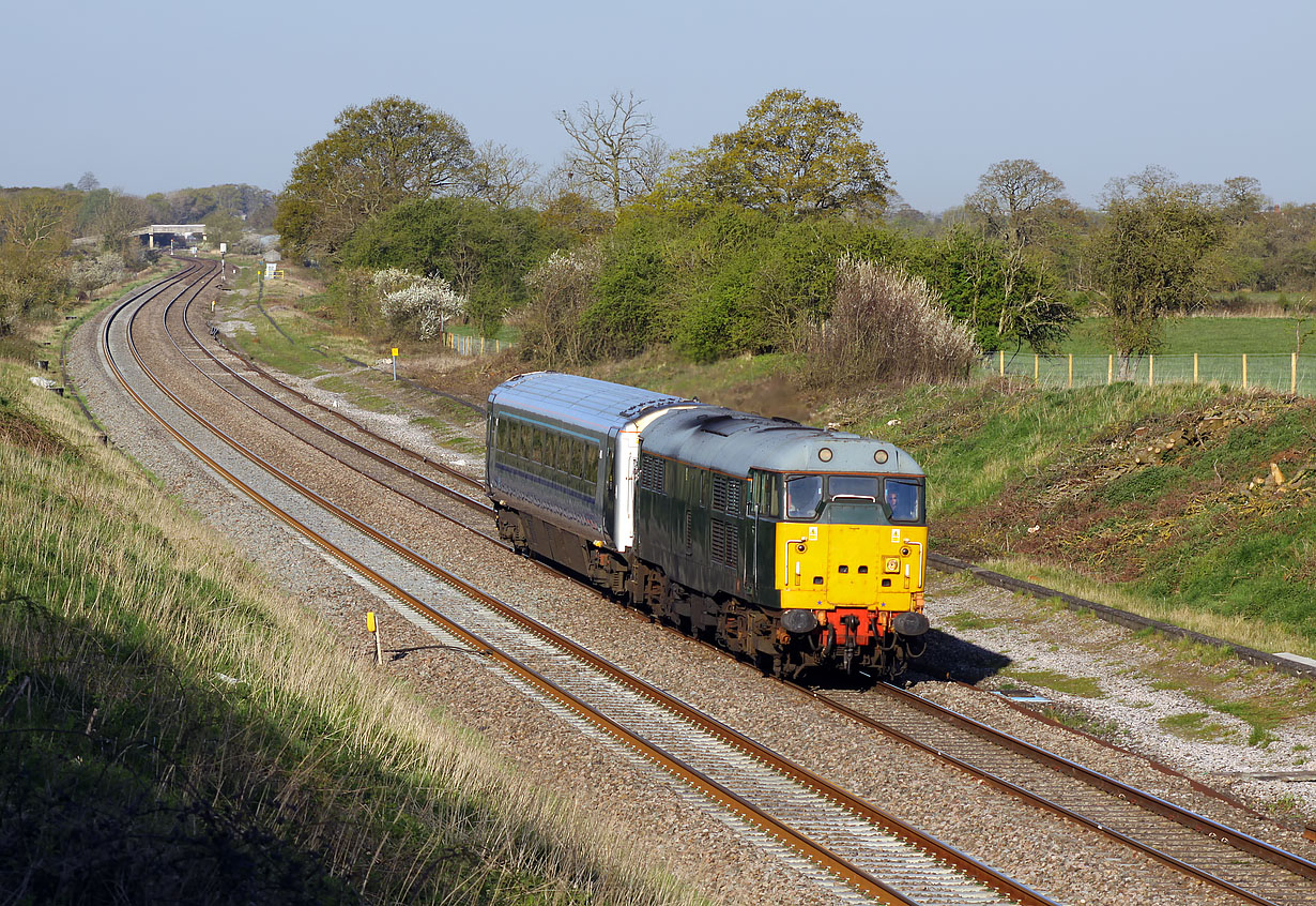 31452 Compton Beauchamp 5 May 2016