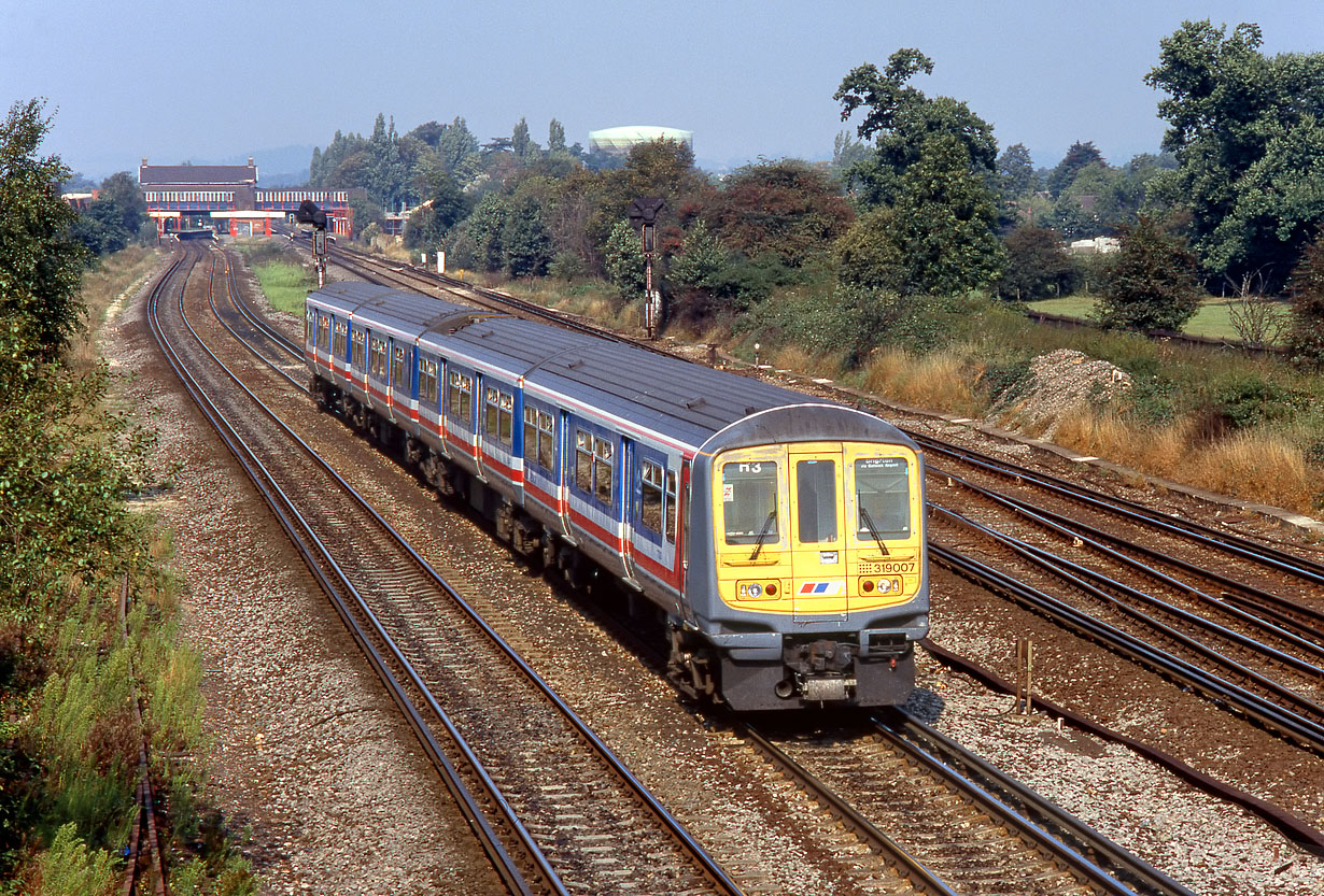 319007 Horley 21 September 1991