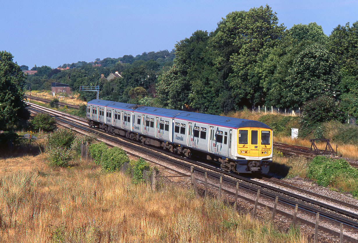 319036 Coulsdon 12 August 1995