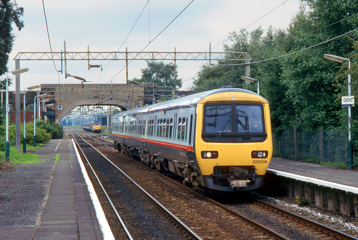 323236 Chelford 13 July 1996