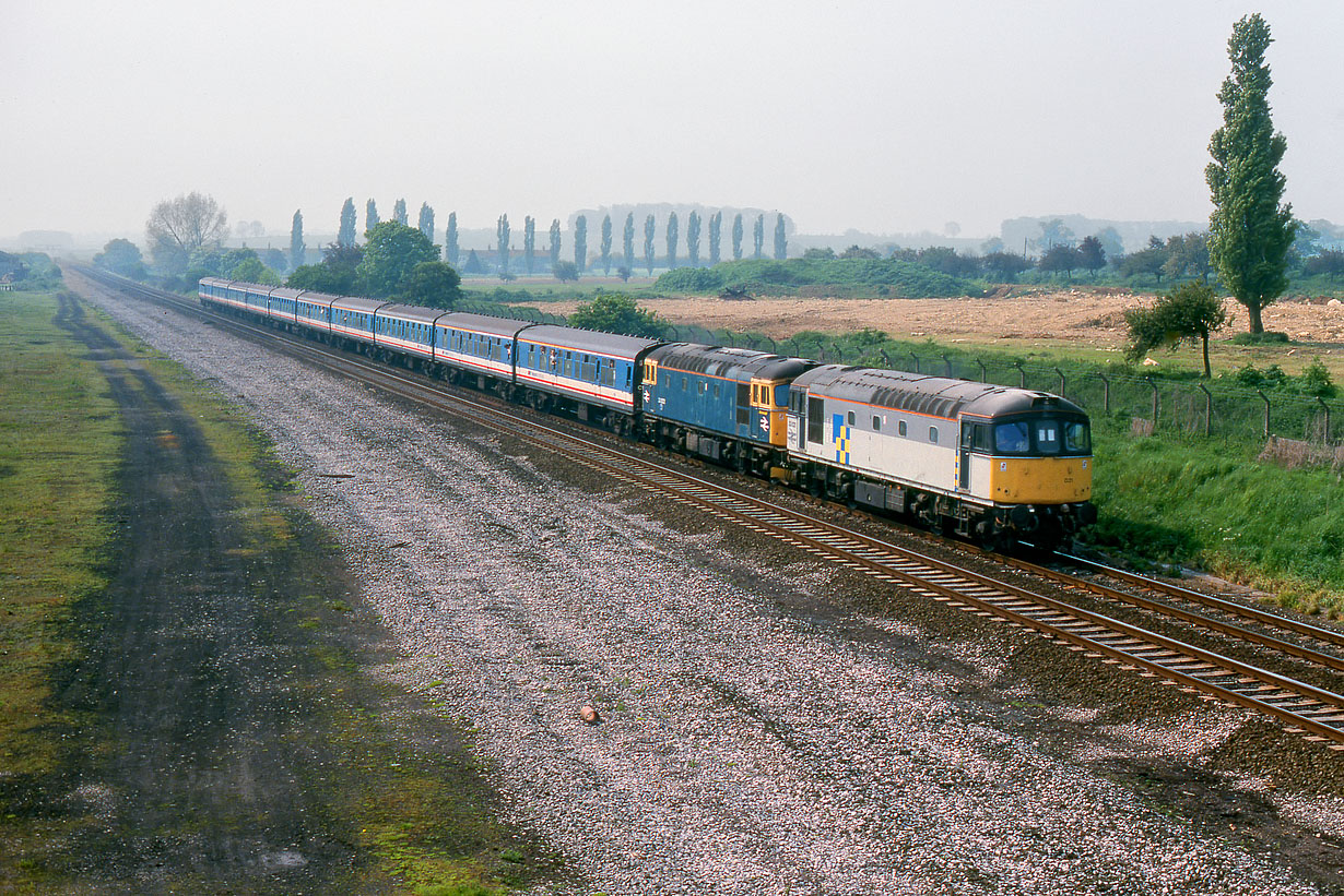 33021 & 33022 Findeon 21 May 1989