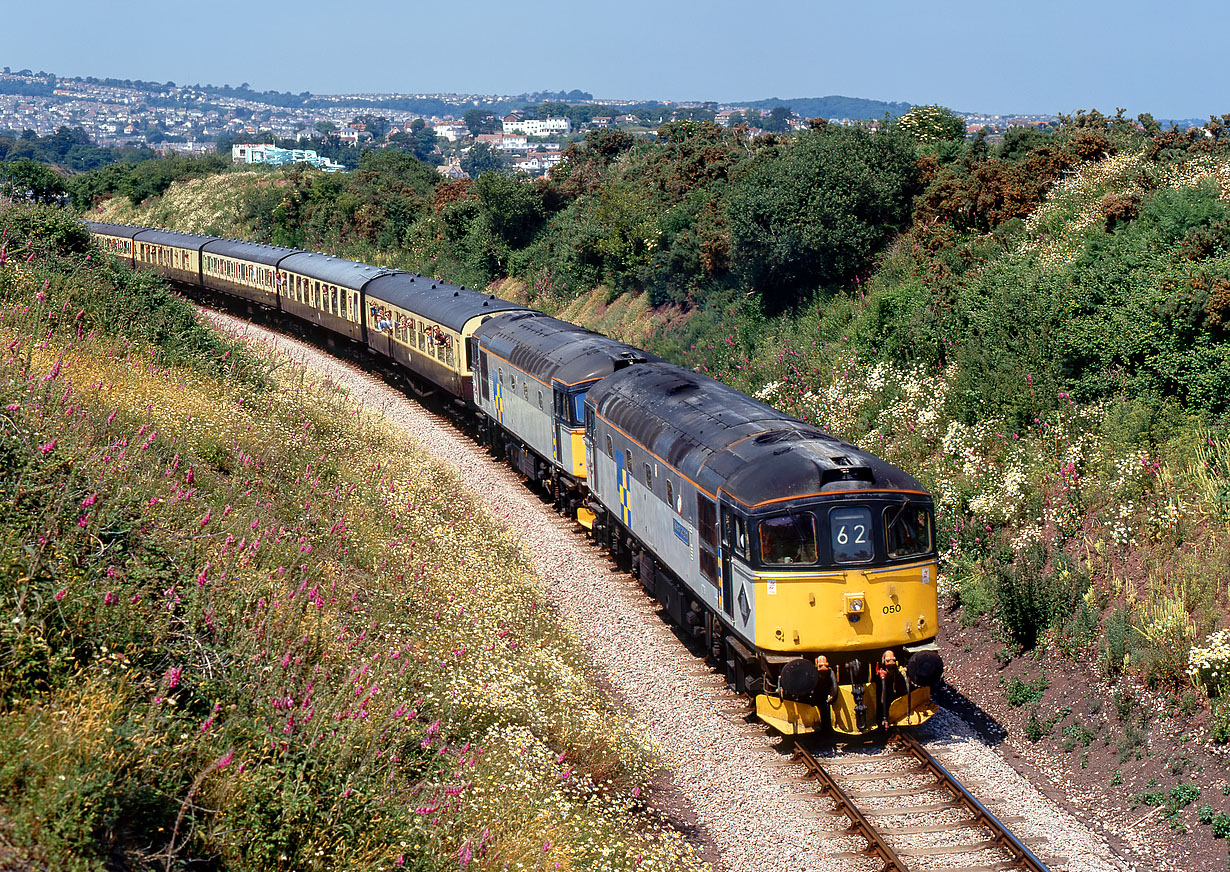 33050 & 33021 Goodrington 20 June 1992