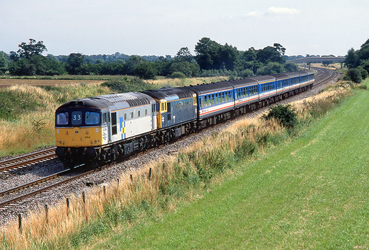 33064 & 33102 Shrivenham 4 August 1991