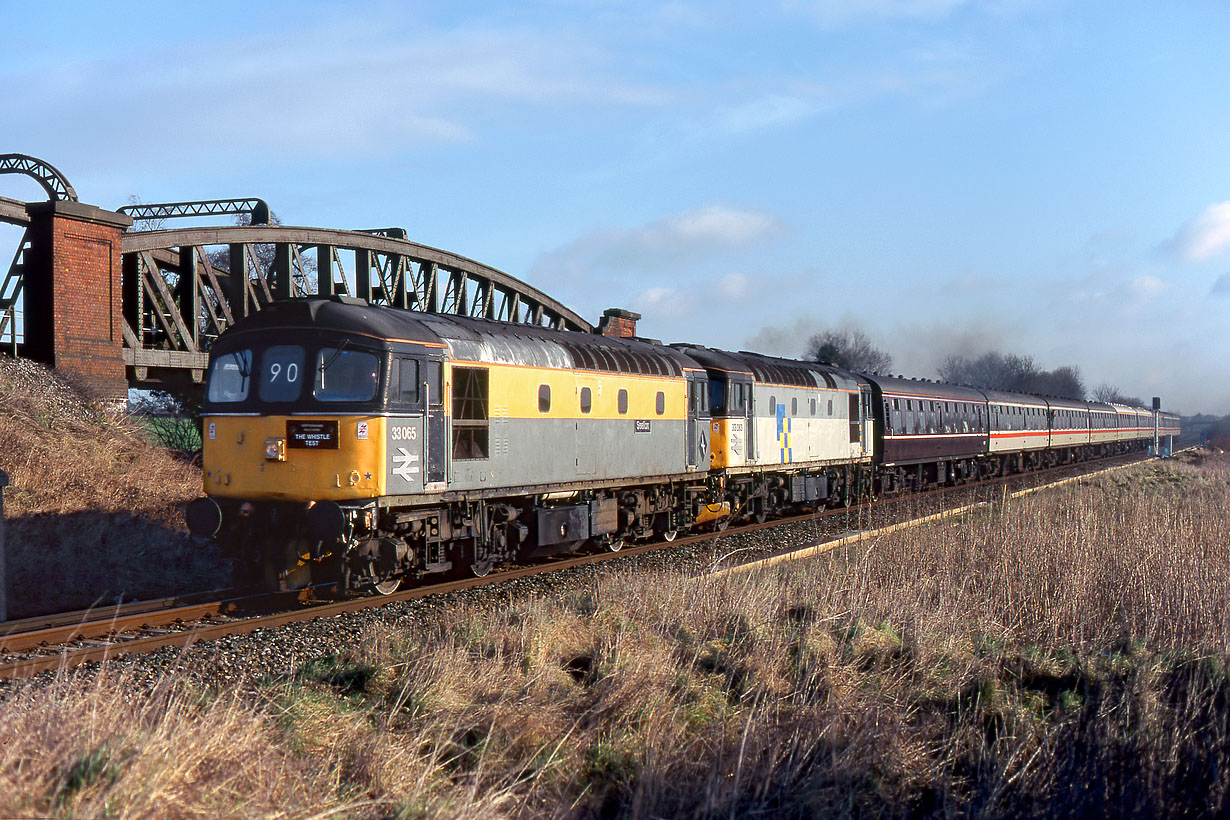 33065 & 33063 Battledown Flyover 25 February 1995