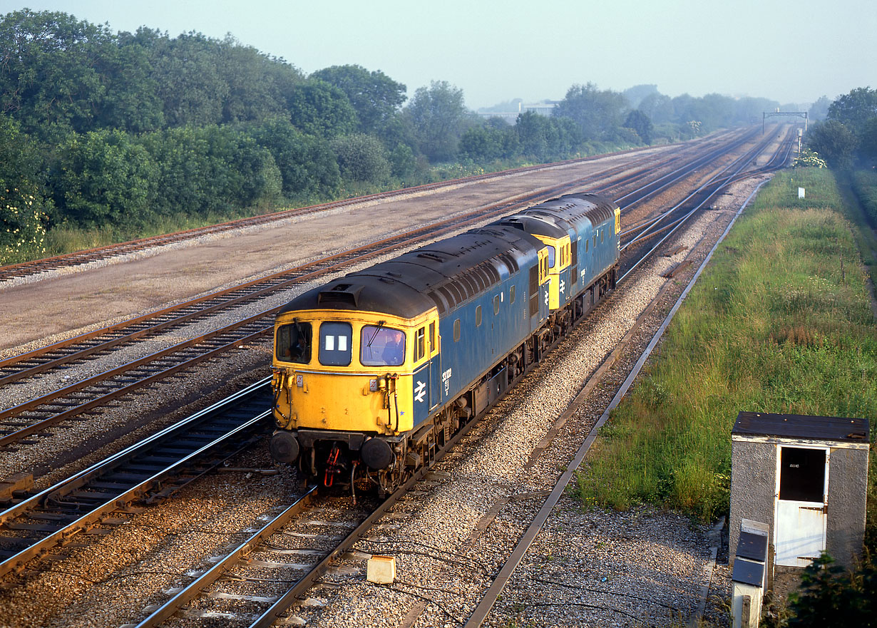 33102 & 33035 Hinksey 4 July 1985