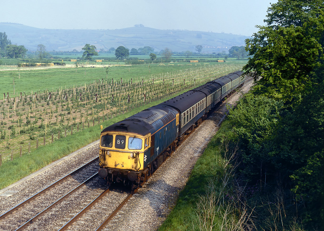 33106 Keynsham 14 May 1988