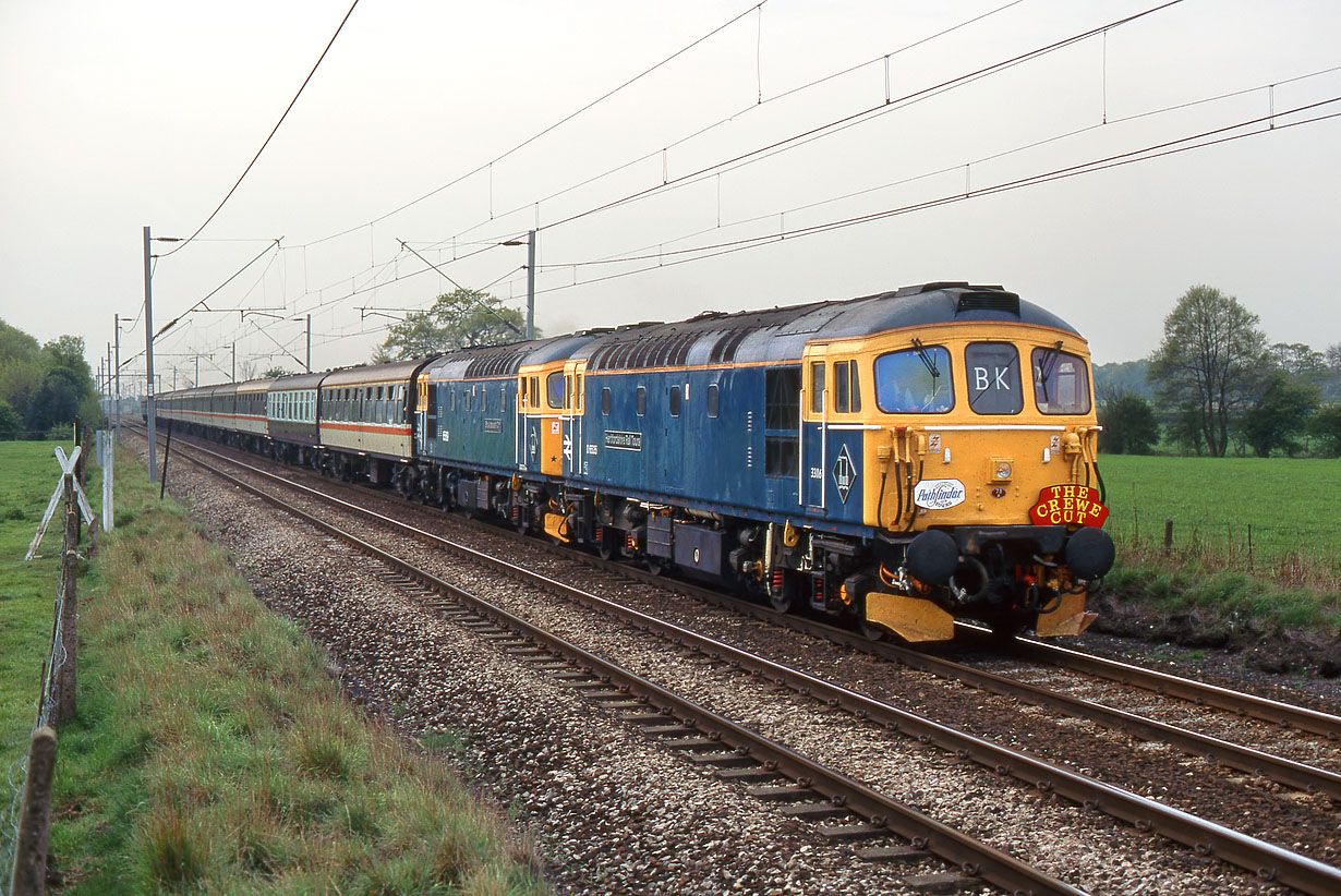 33116 & 33051 Dunston 3 May 1997