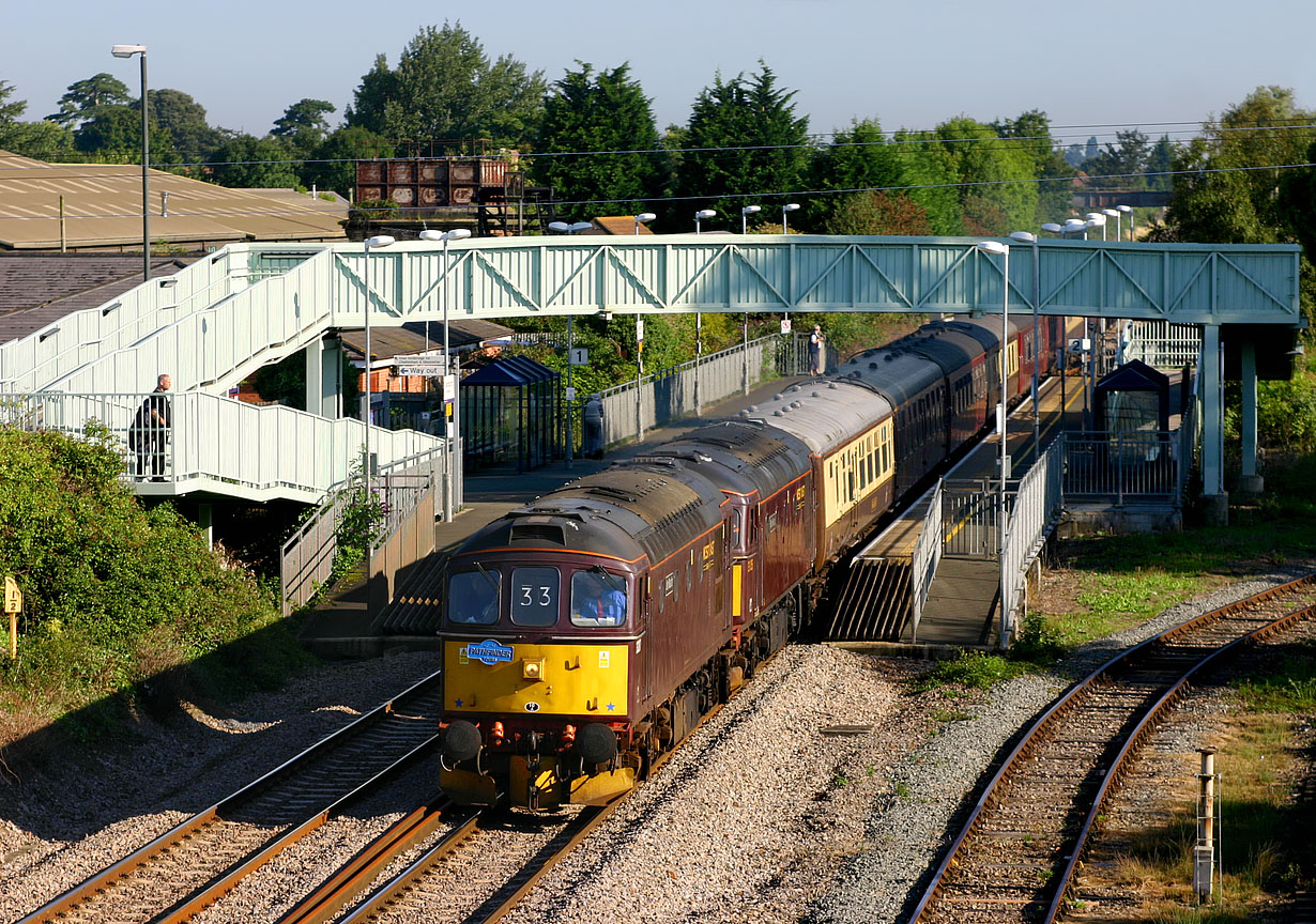 33207 & 33025 Ashchurch 23 August 2008