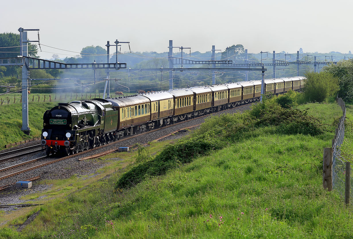 35028 Compton Beauchamp 15 May 2019