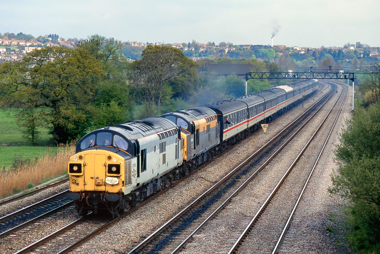 37013 & 37106 Duffryn 15 April 1995