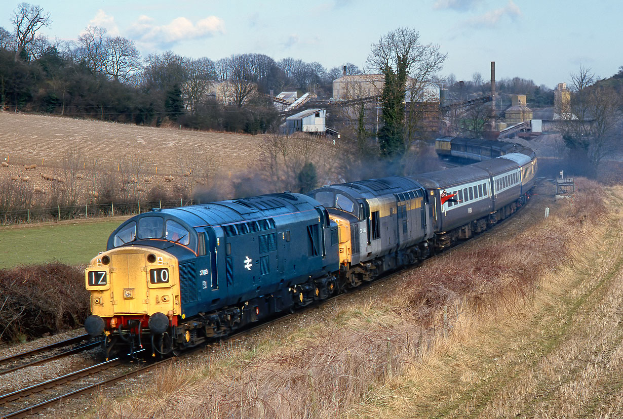 37029 & 37038 Bayston Hill 25 February 2001