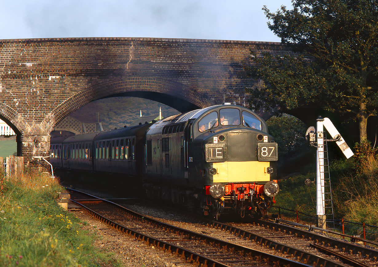 37032 Weybourne 26 September 1998