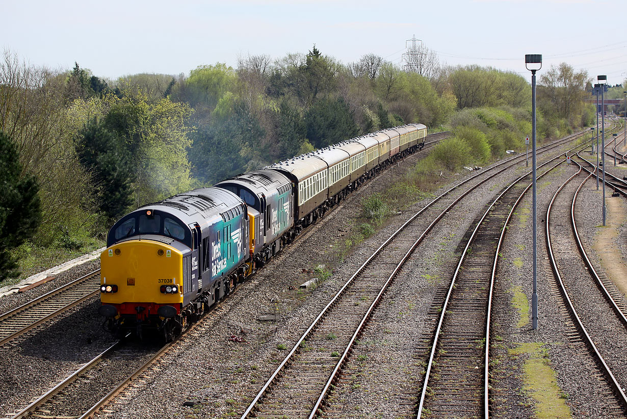 37038 & 37716 Hinksey 30 March 2017