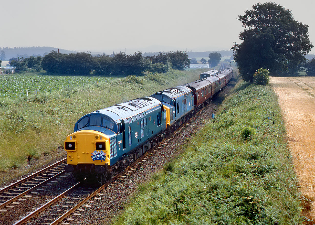 37044 & 37091 Kidderminster (Hodgehill Farm) 4 July 1987