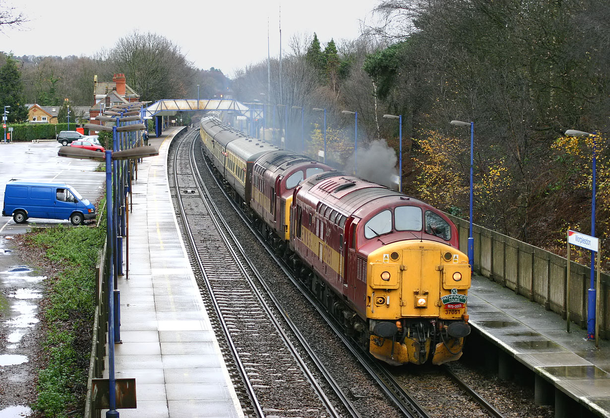 37051 & 37717 Worplesdon 13 December 2003