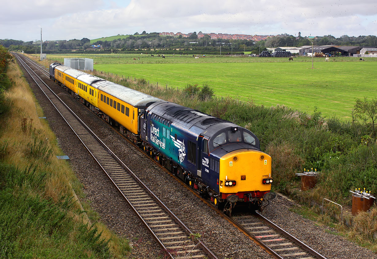 37069 Wootton Bassett (Chaddington Lane) 8 September 2016