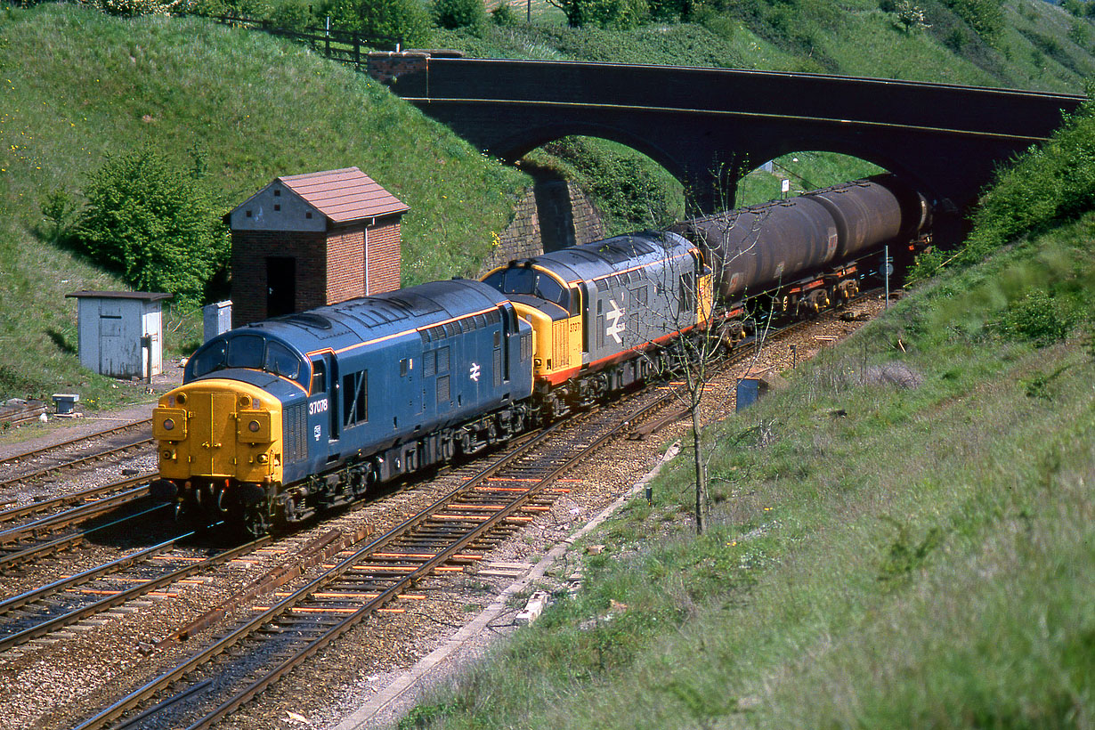 37071 & 37371 Stoke Gifford 6 May 1989