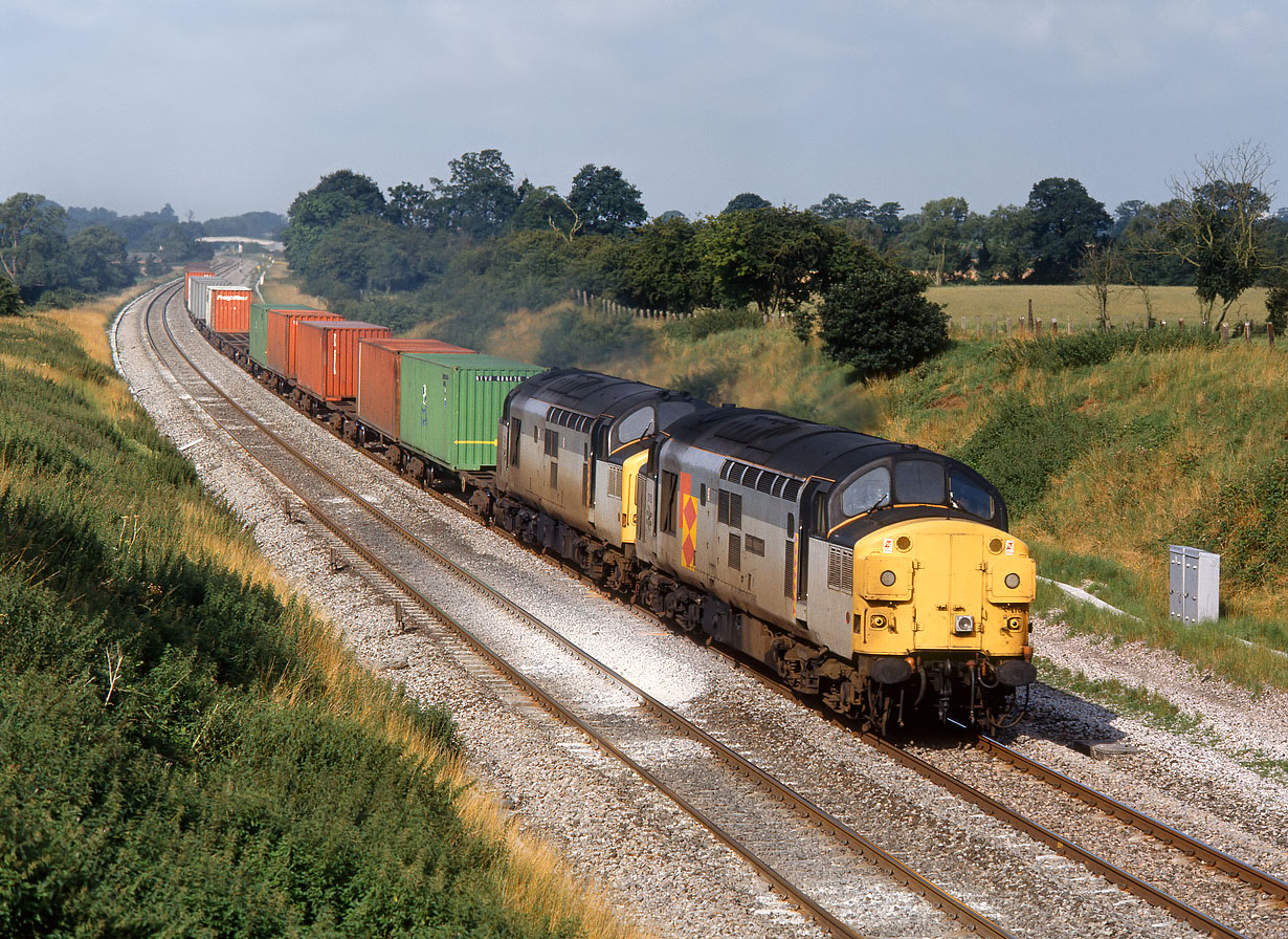 37113 & 37235 Compton Beauchamp 24 July 1992