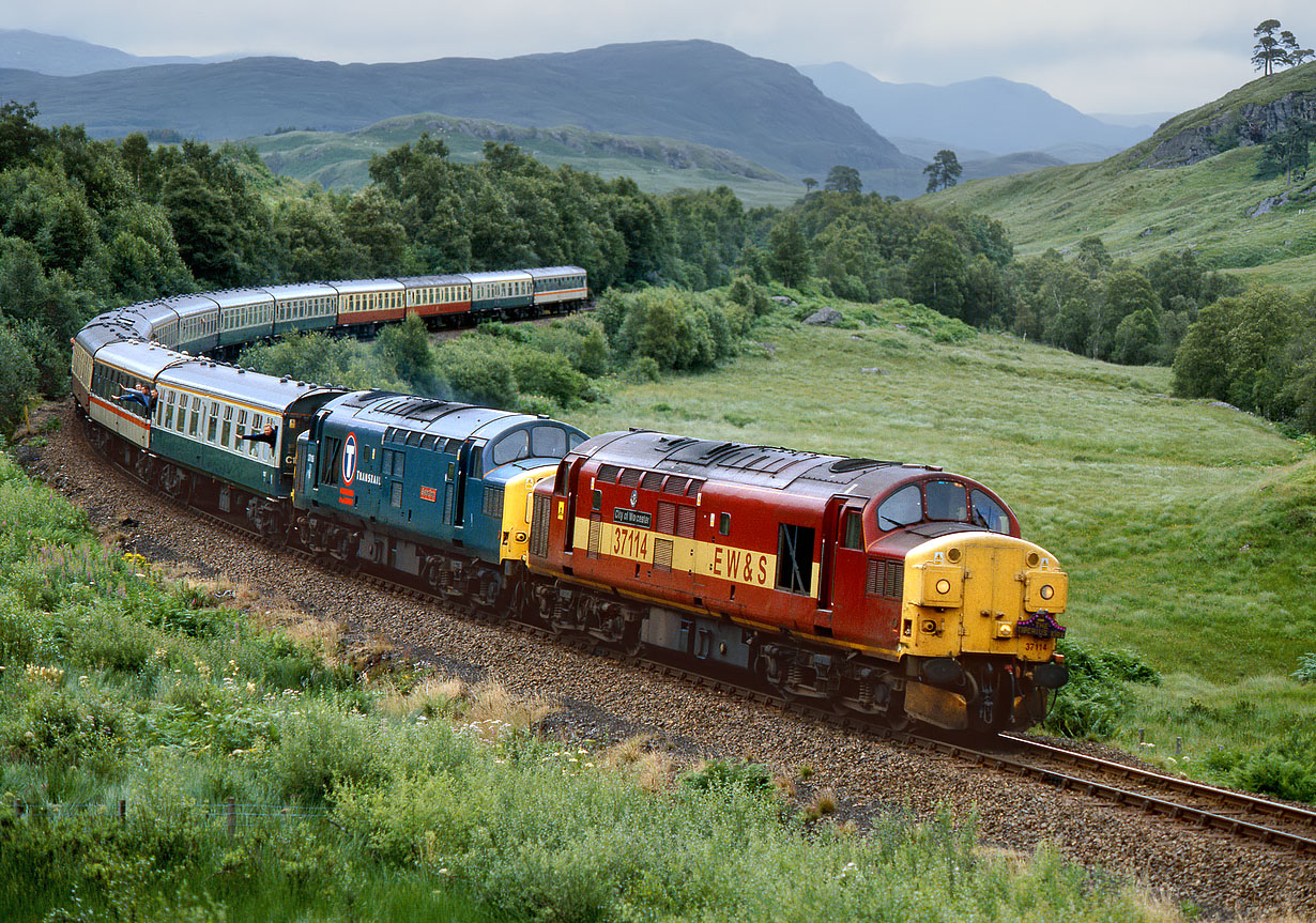 37114 & 37116 Glen Falloch 24 July 1999