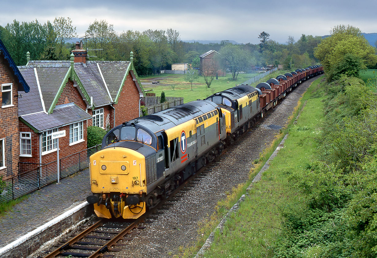 37197 & 37158 Hopton Heath 26 May 1996