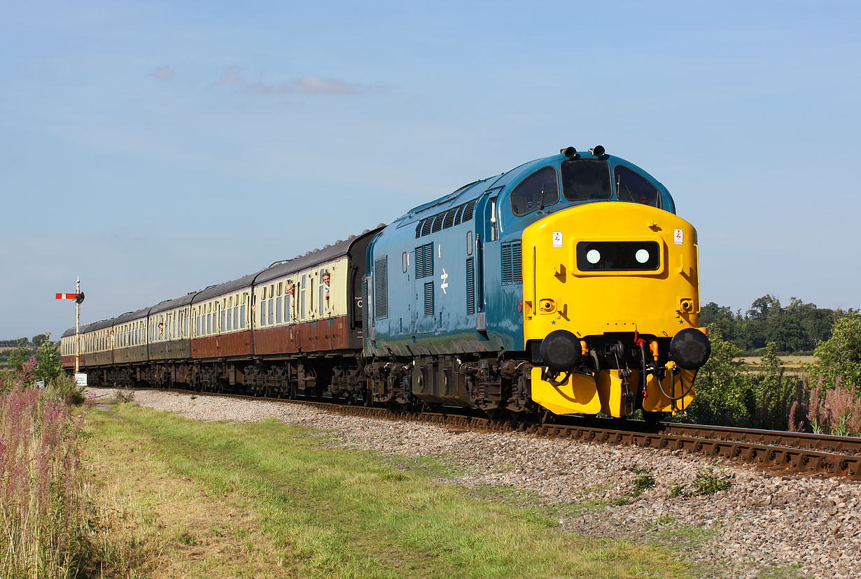 37215 Didbrook 19 August 2009