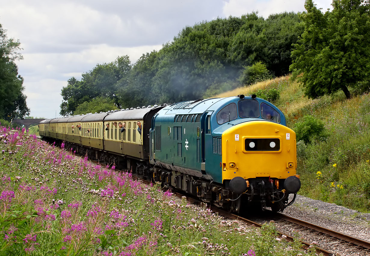 37215 Dixton 25 July 2015