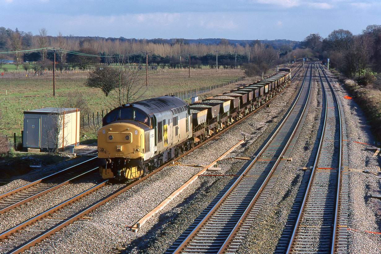 37222 Lower Basildon 15 March 1995