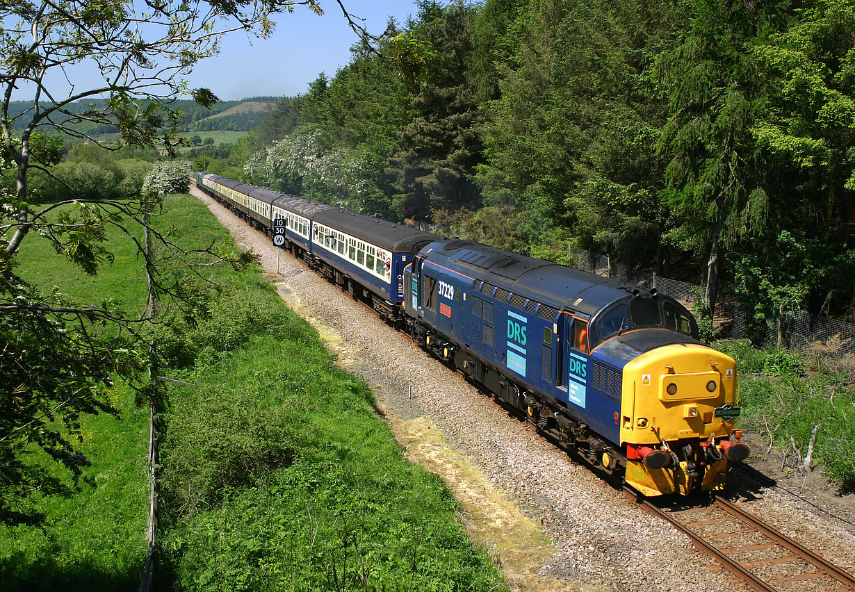 37229 Kildale 3 June 2006