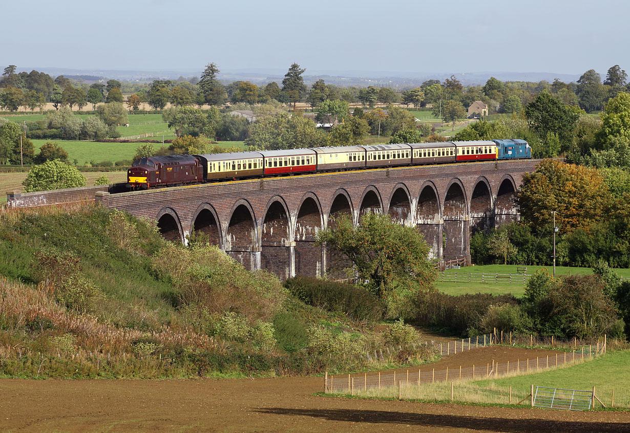 37248 Stanway Viaduct 2 October 2010