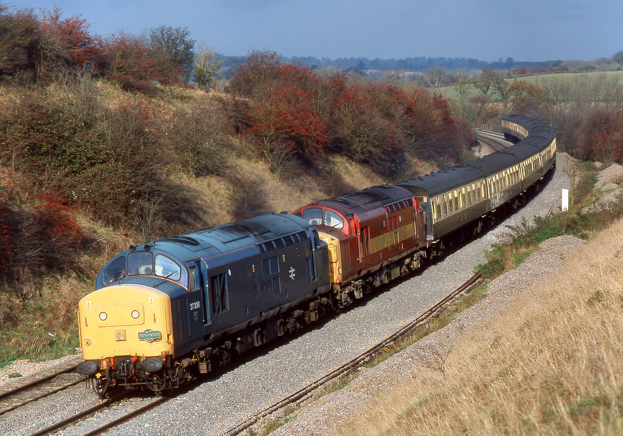 37308 & 37057 Tackley 17 November 2002