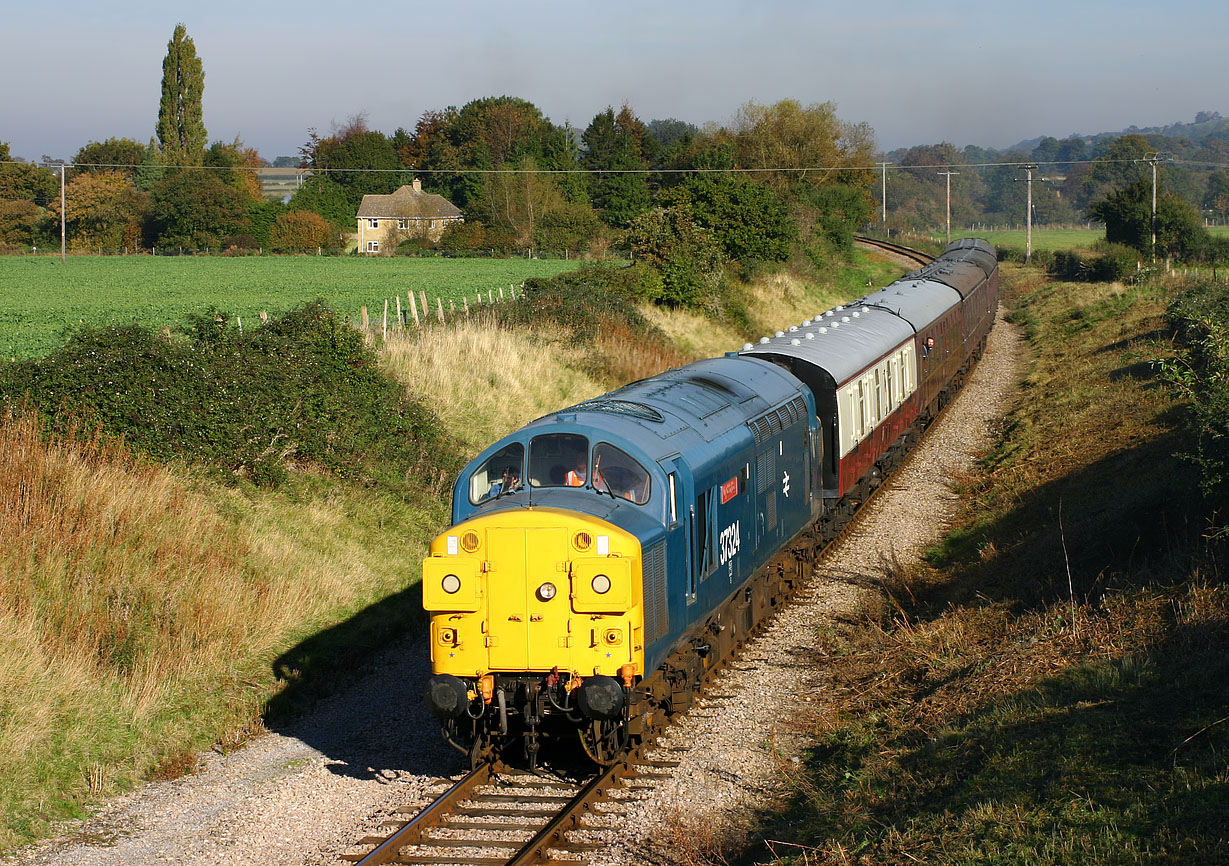 37324 Hailes 4 November 2006