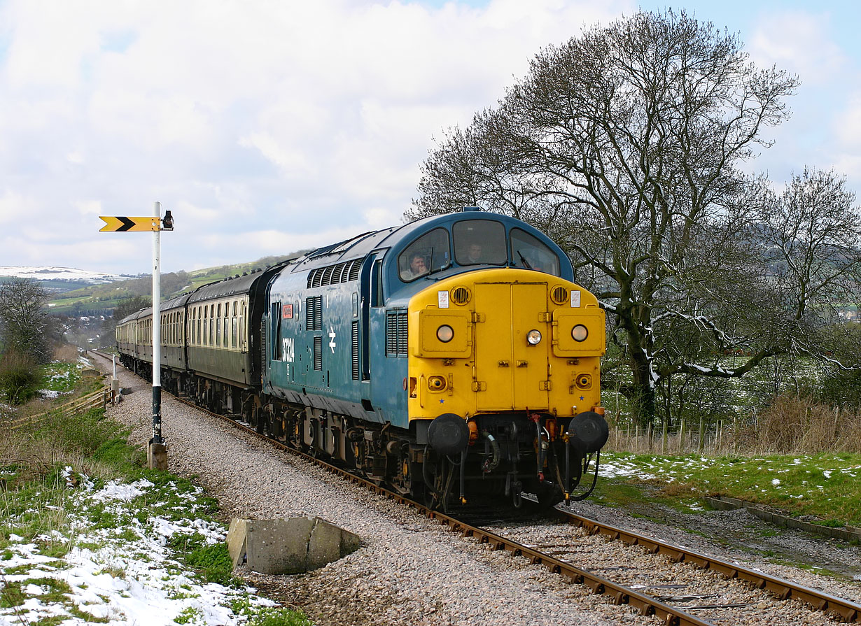 37324 Hailes 6 April 2008