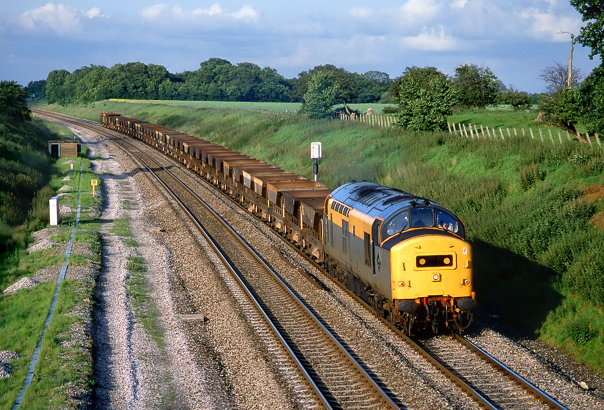 37372 Compton Beauchamp 30 June 1991