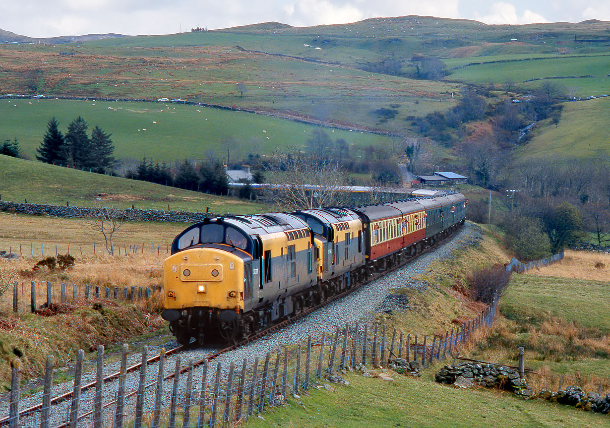 37377 & 37098 Teiliau 18 April 1998