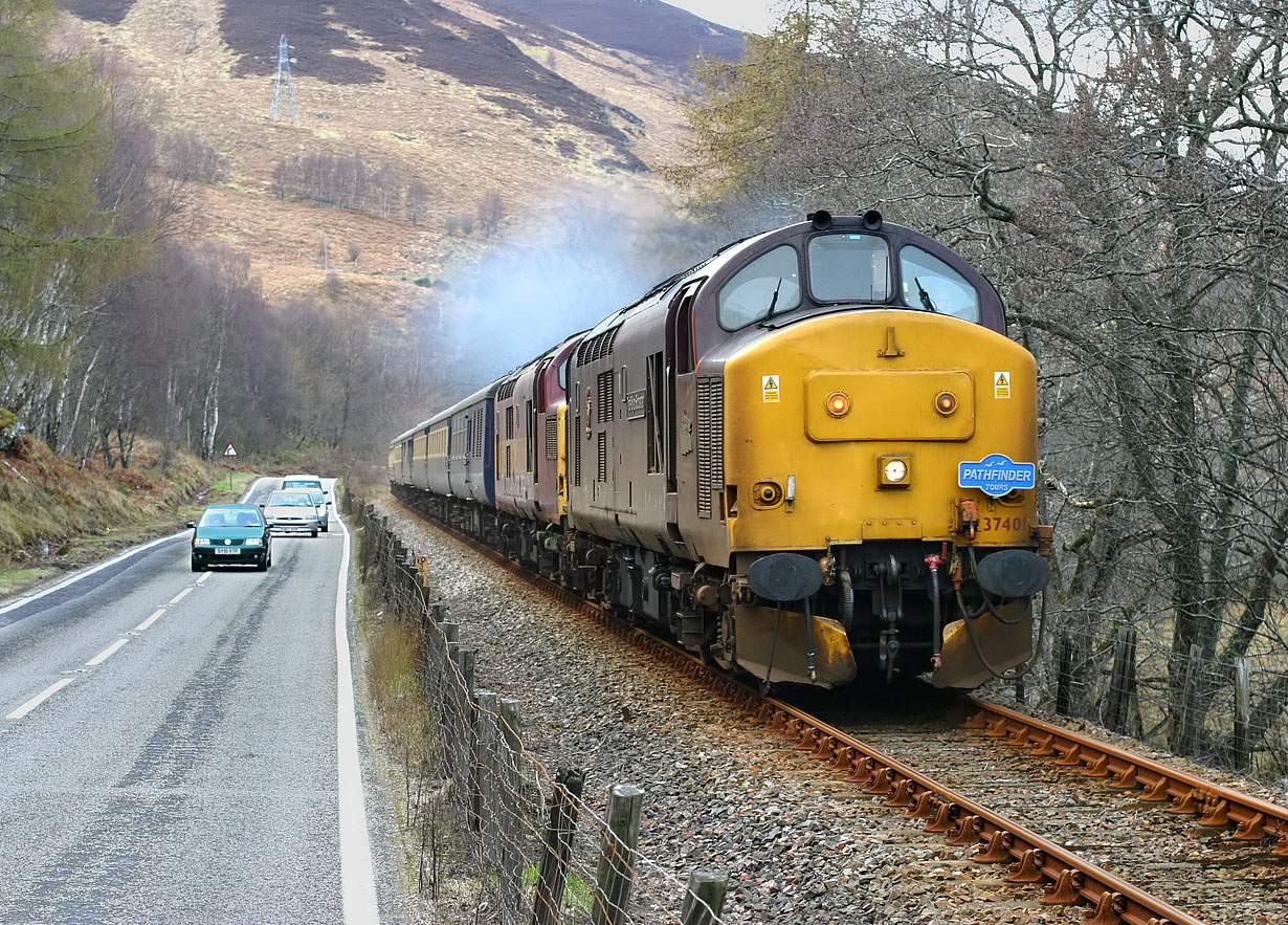 37401 & 37109 Garve 10 April 2004