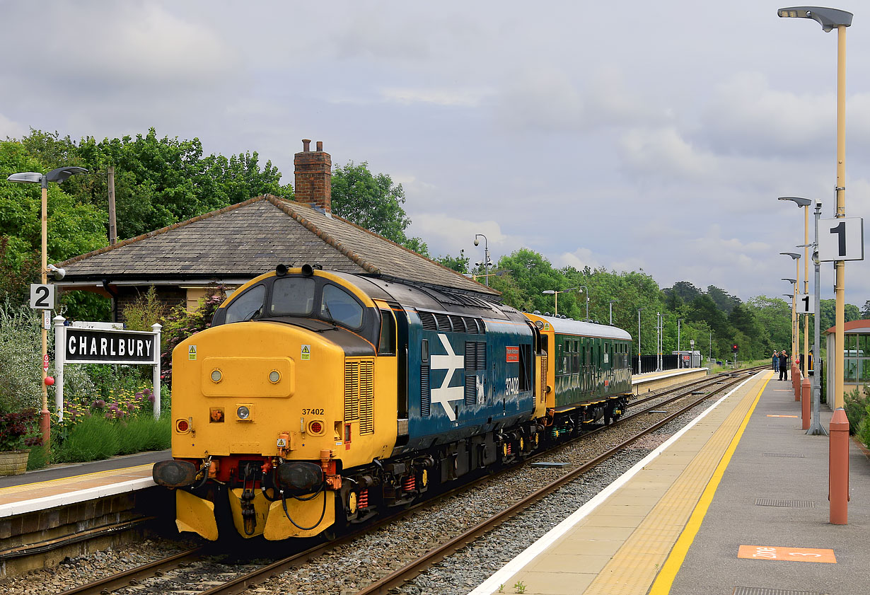 37402 Charlbury 19 June 2019