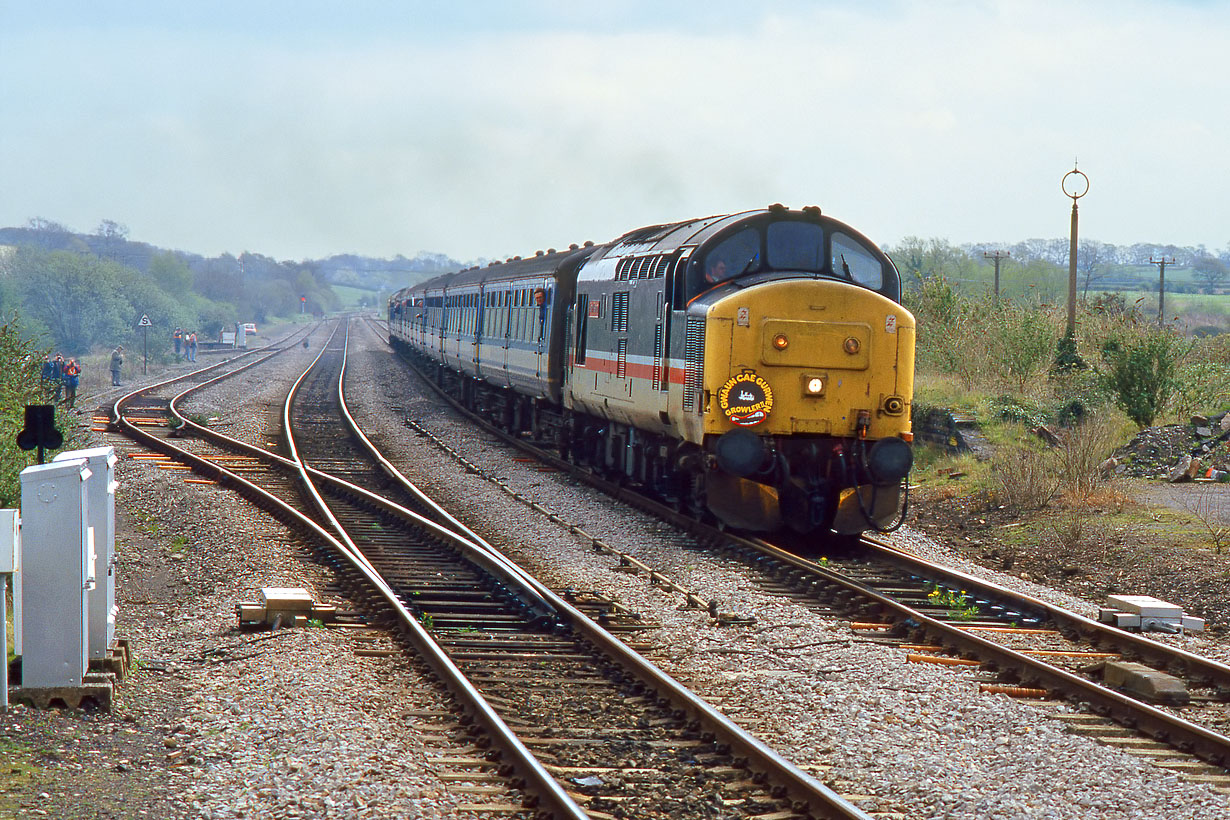 37402 Lydney 23 April 1994