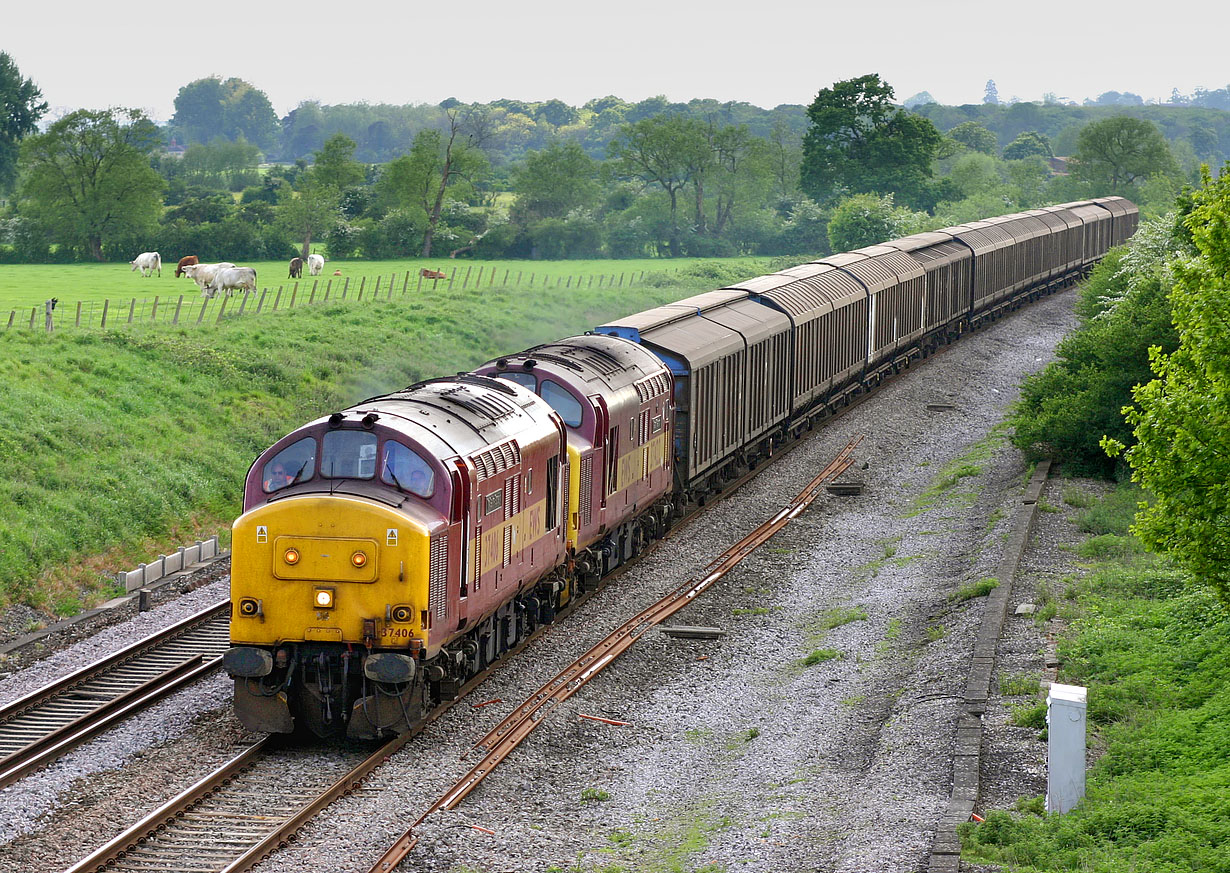 37406 & 37422 Compton Beauchamp 14 May 2007