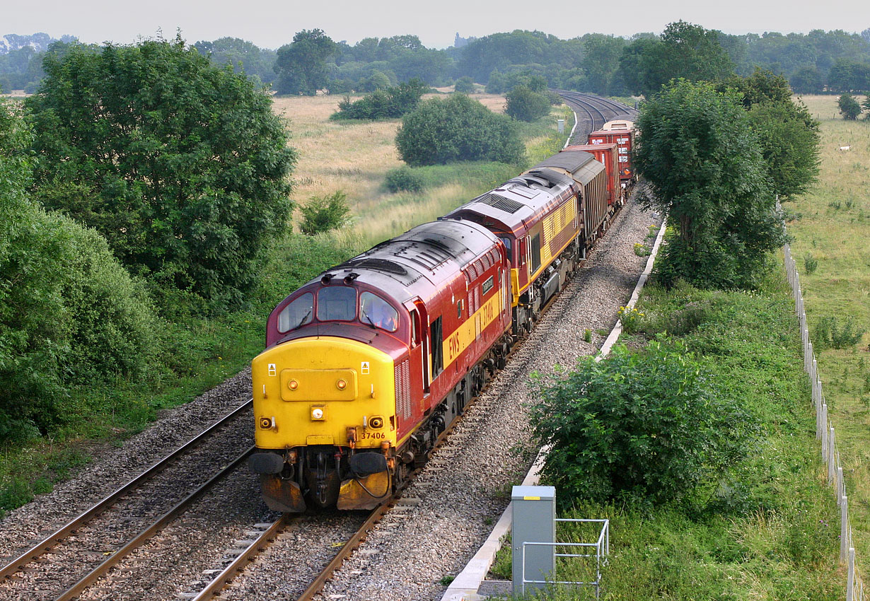 37406 & 66019 Yarnton 6 July 2006