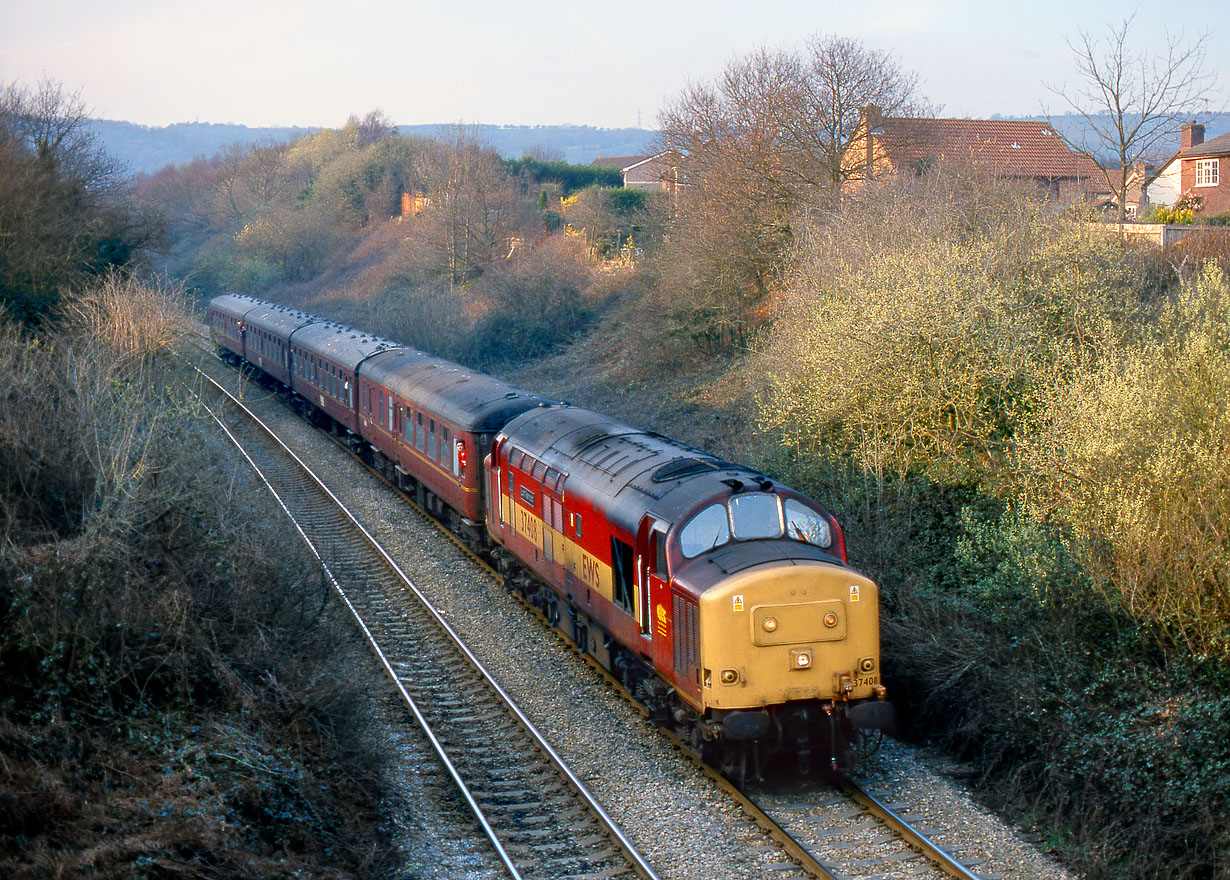 37408 Llanishen 18 March 2000