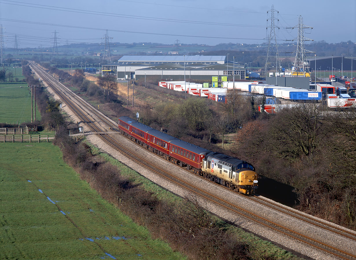 37412 Severn Bridge 30 March 1996