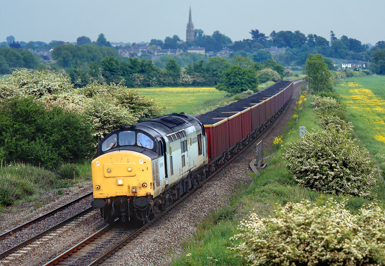 37417 Kings Sutton 22 May 1998