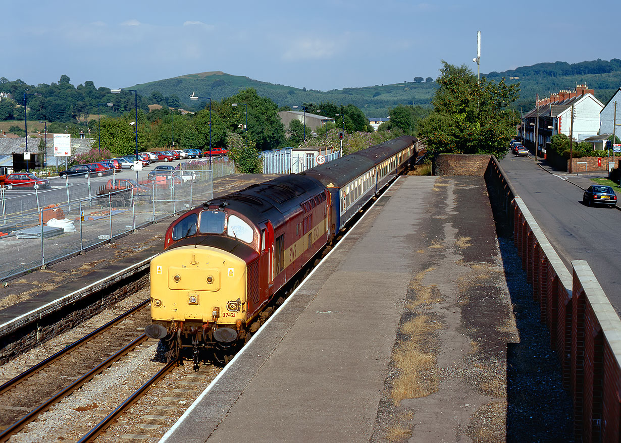 37421 Caerphilly 20 July 2000