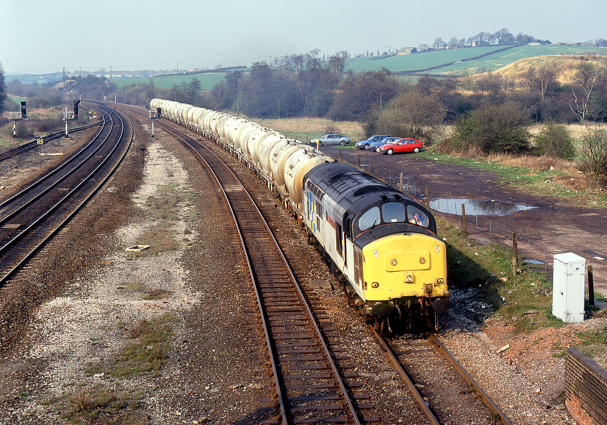 37425 Clay Cross 9 April 1992