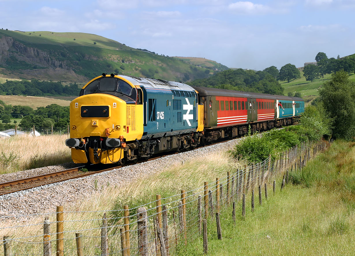 37425 Pontlottyn 16 July 2005