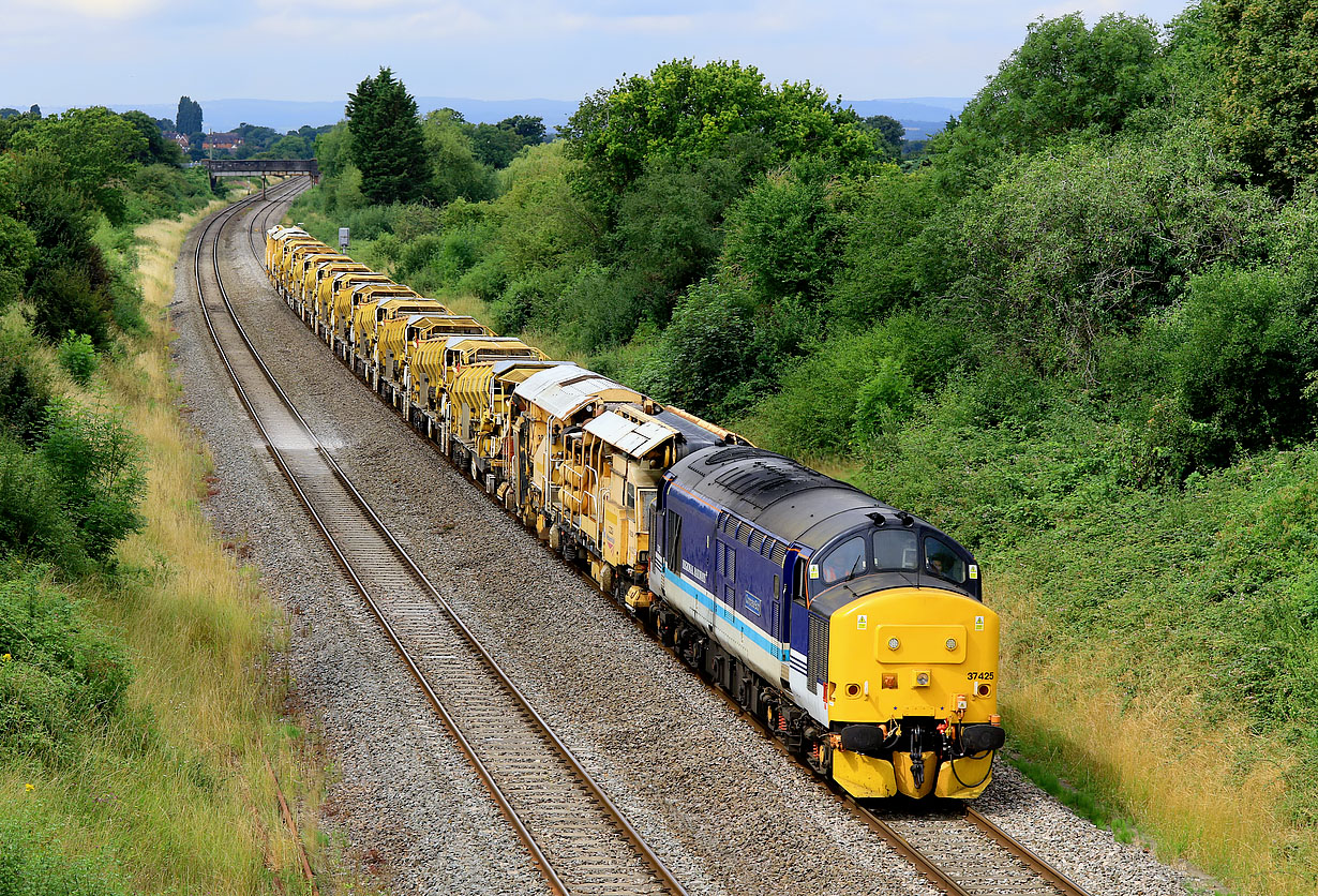 37425 Up Hatherley 2 August 2021